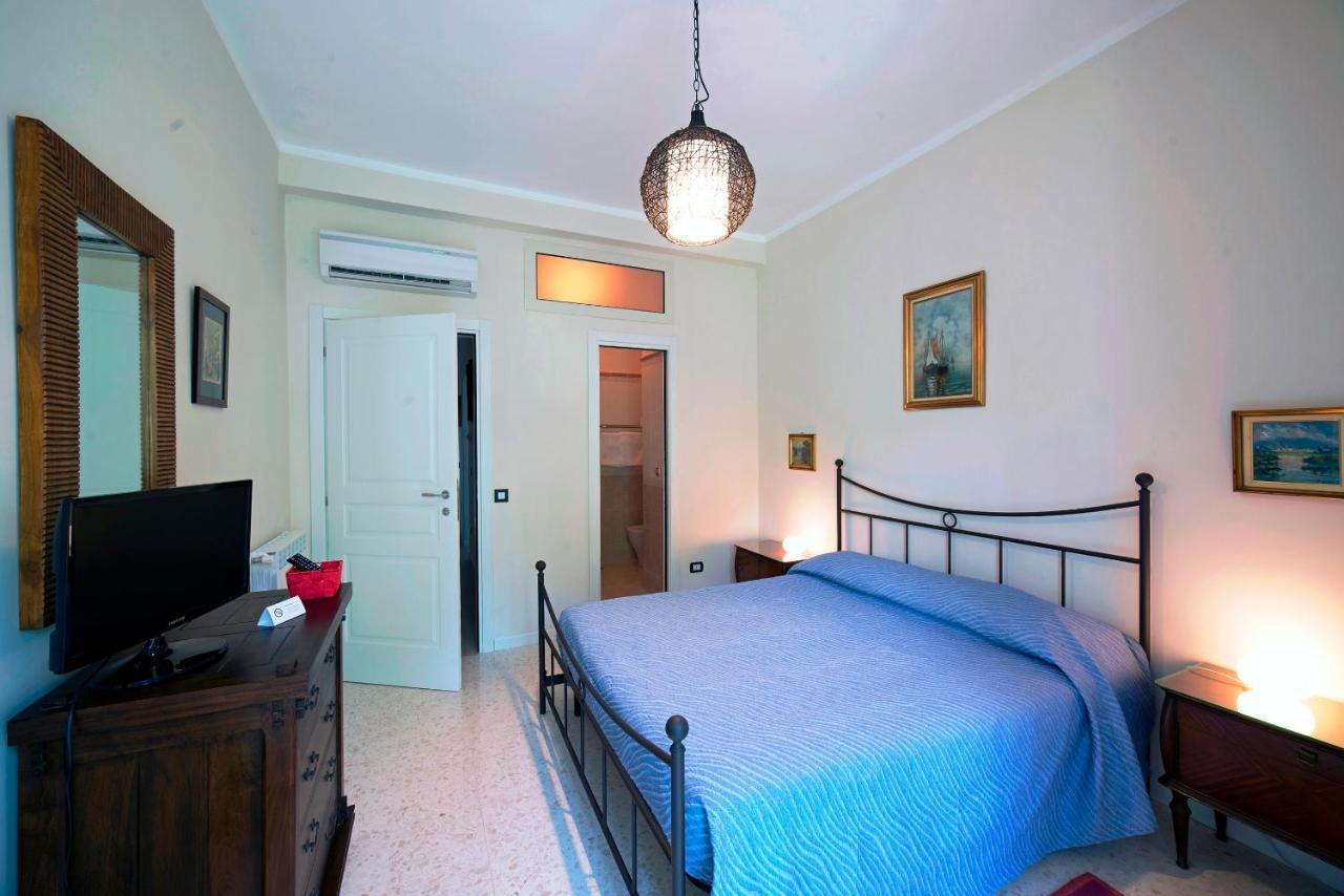 Le Rondini Bed & Breakfast Napoli Dış mekan fotoğraf