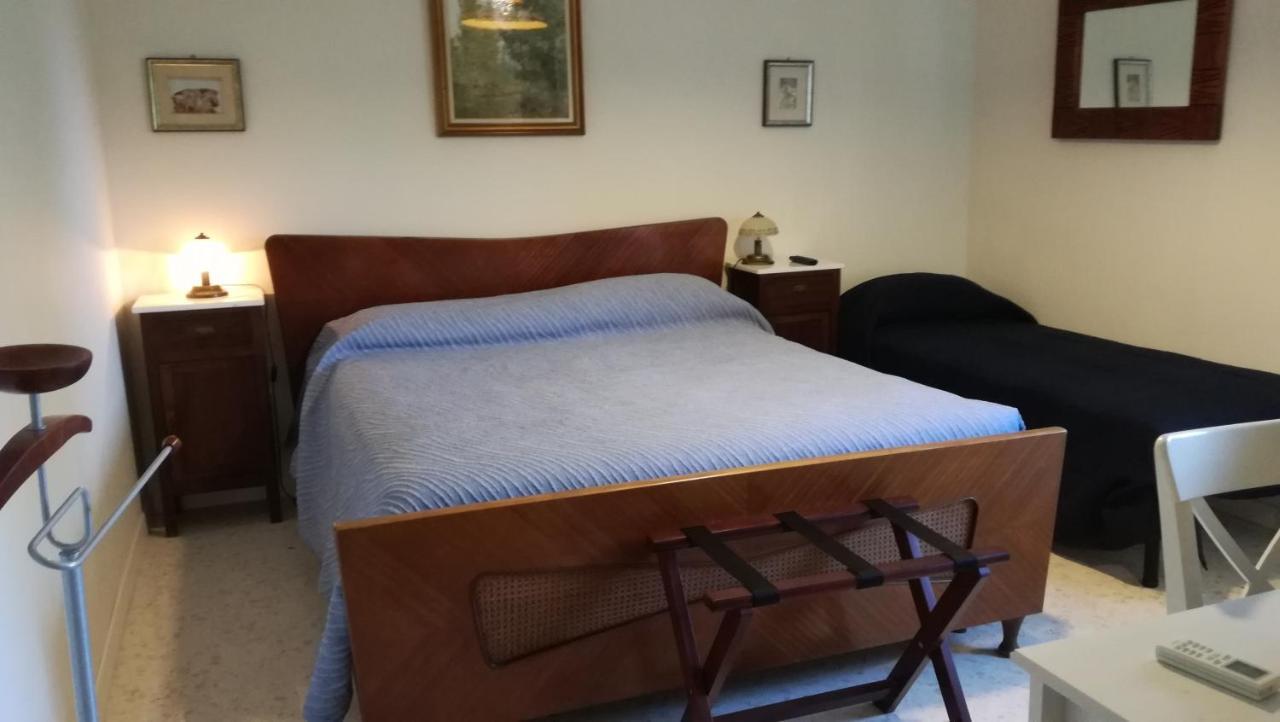 Le Rondini Bed & Breakfast Napoli Dış mekan fotoğraf