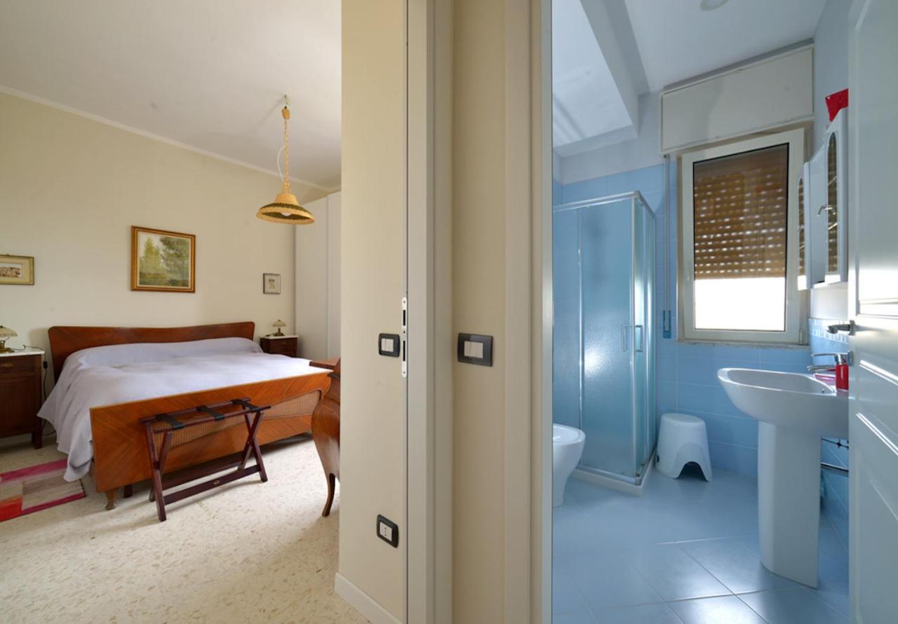 Le Rondini Bed & Breakfast Napoli Dış mekan fotoğraf