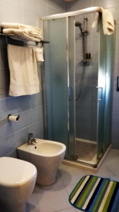 Le Rondini Bed & Breakfast Napoli Dış mekan fotoğraf